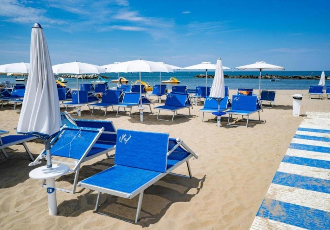 Hotel Bellevue Католика Екстериор снимка