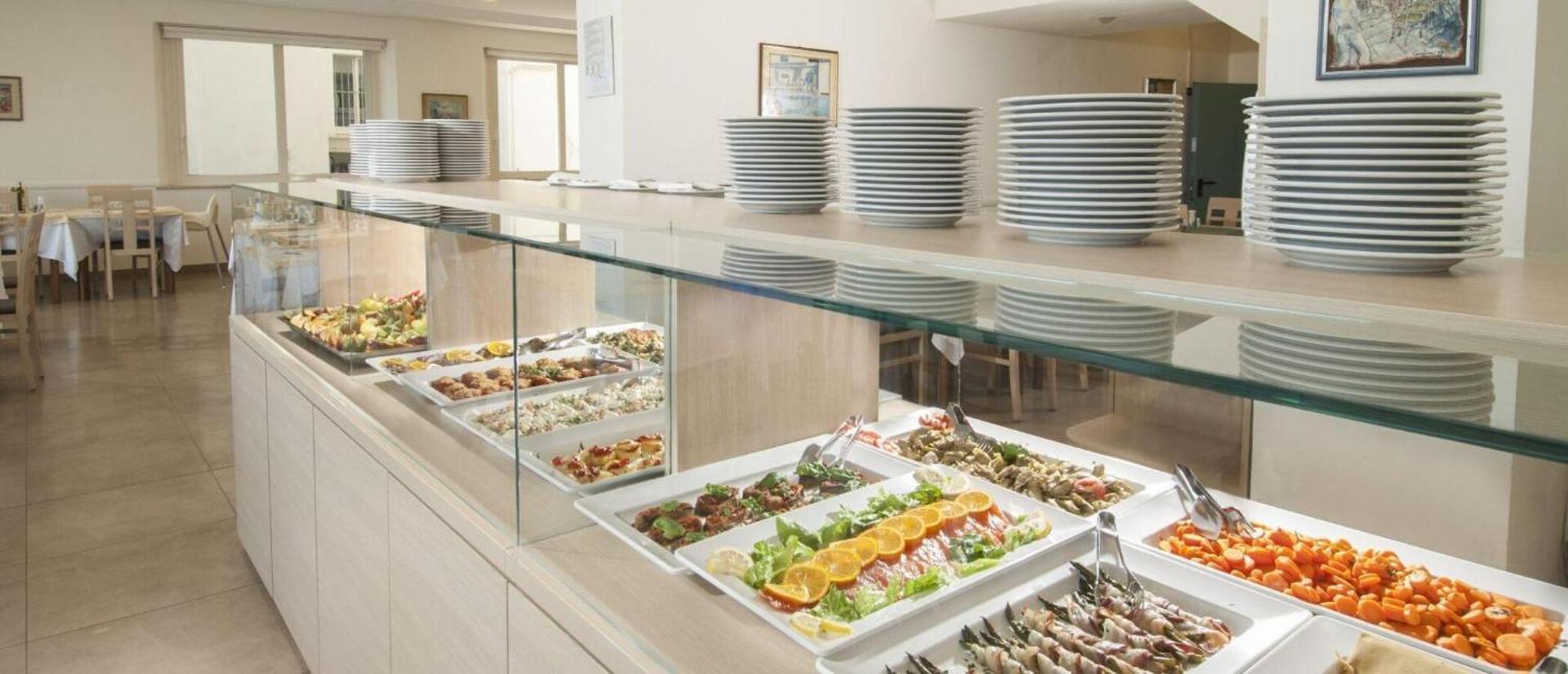 Hotel Bellevue Католика Екстериор снимка