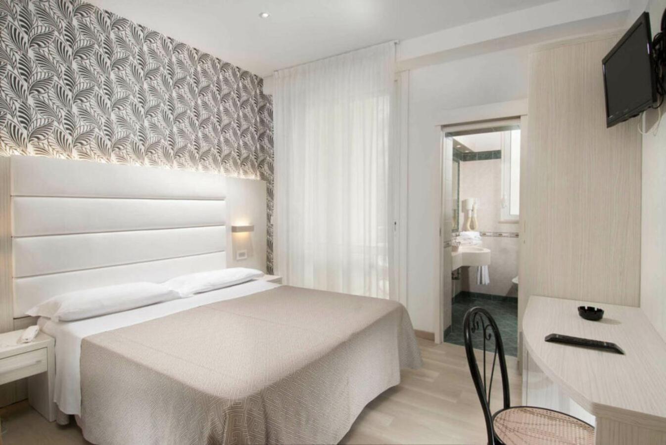Hotel Bellevue Католика Екстериор снимка