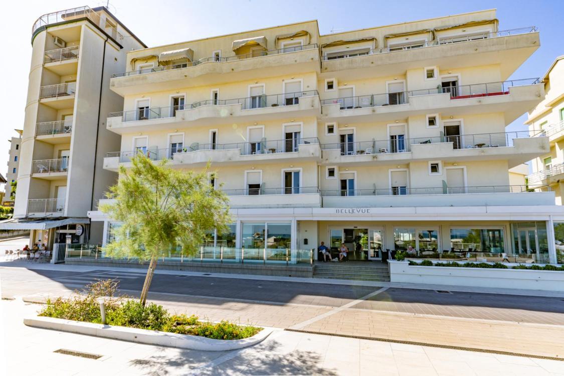 Hotel Bellevue Католика Екстериор снимка